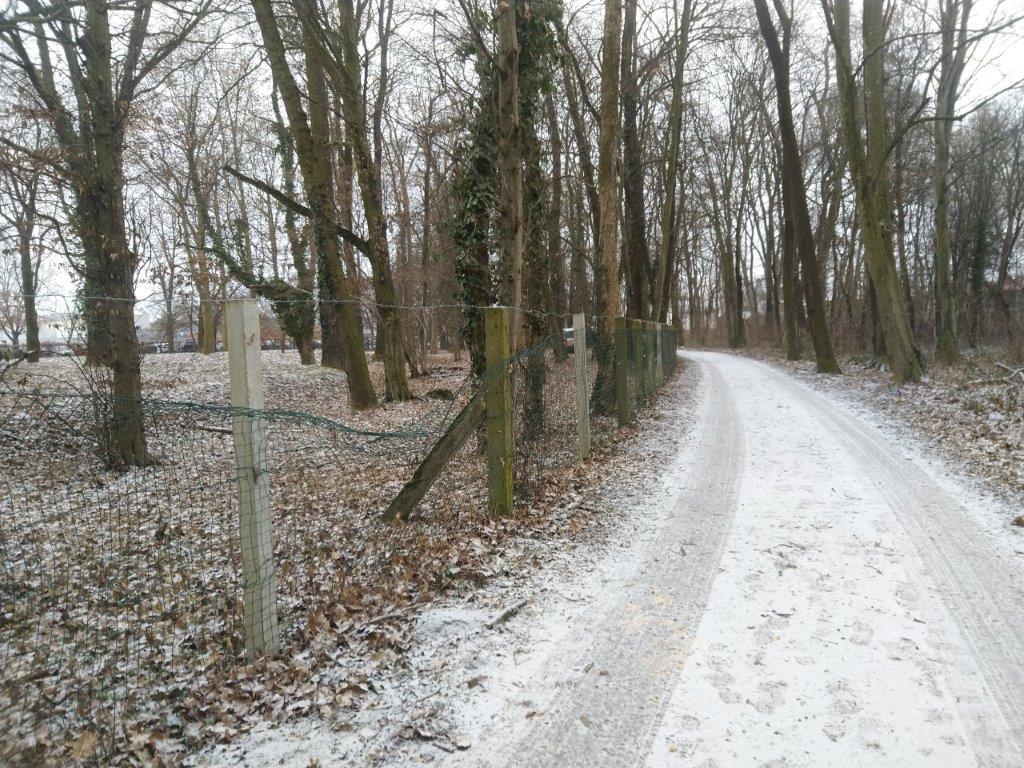 Ograja kopališče