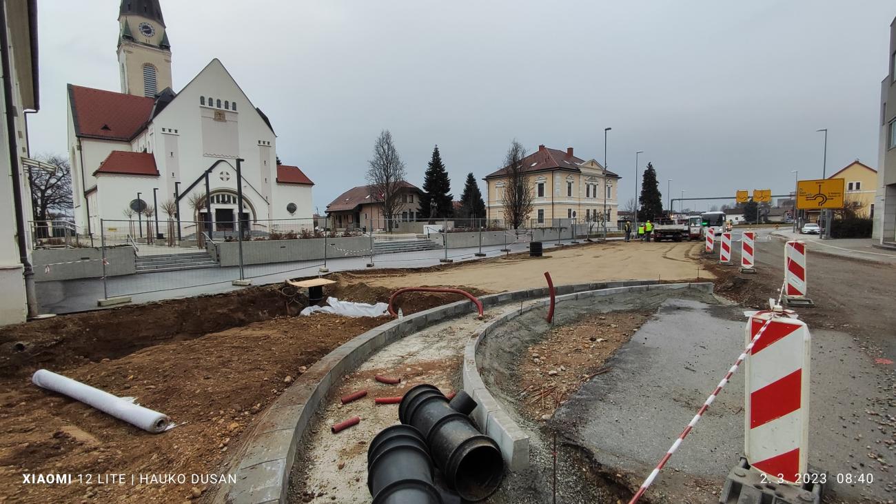 Slomškova ulica_izgradnja krožišča