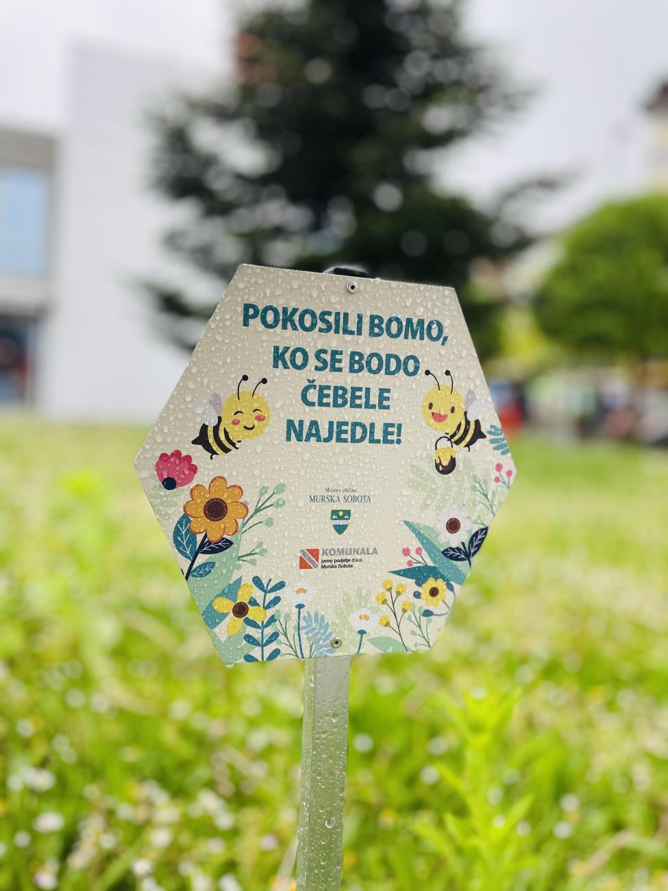 Čebelice znak