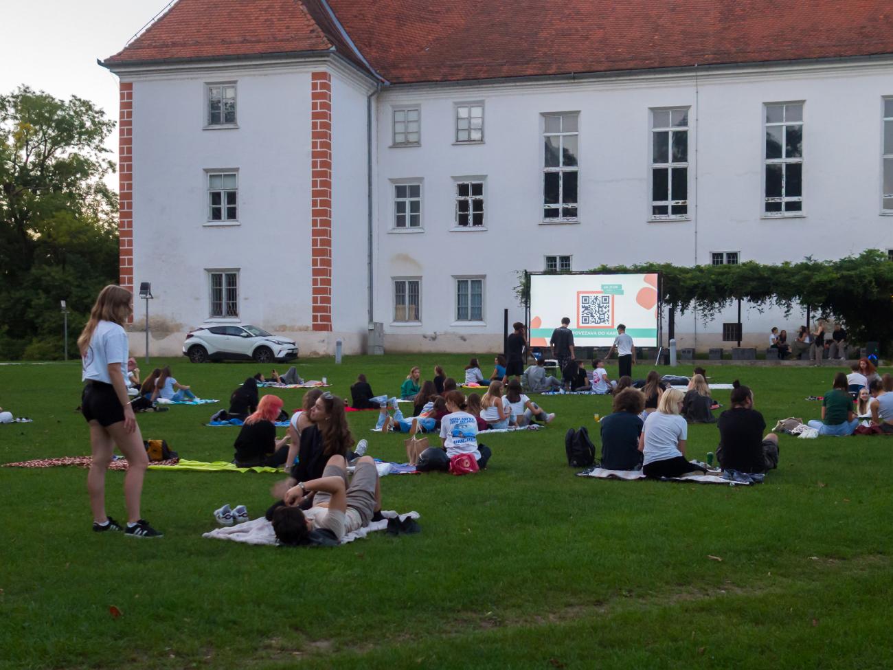 Kino pod zvezdami