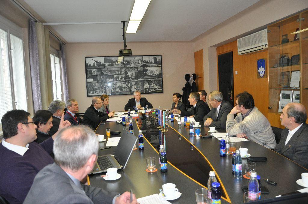 Ustanovitev javnega podjetja Vodovod sistema B (2)_pom